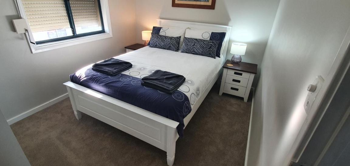 Palm Beach Manor Rockingham Esterno foto