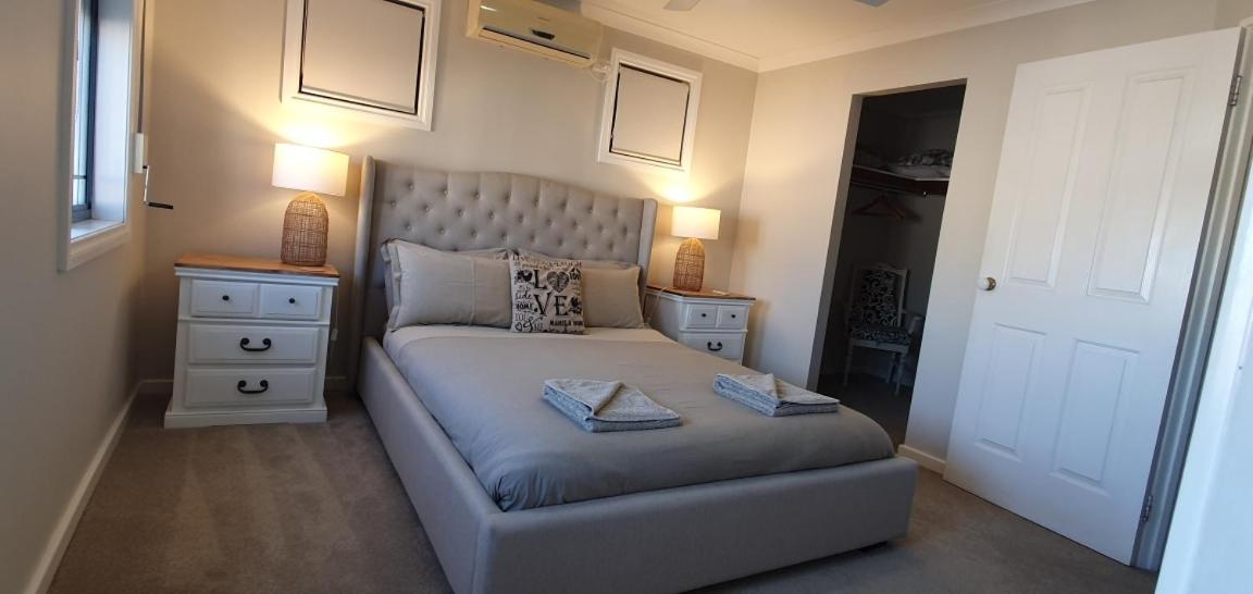 Palm Beach Manor Rockingham Esterno foto